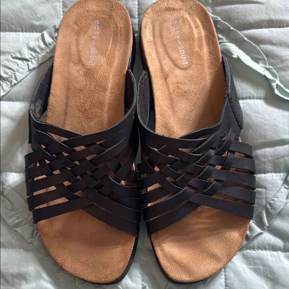 Easy Spirit Meadow Black Sandals with Woven Design Size 8.5M